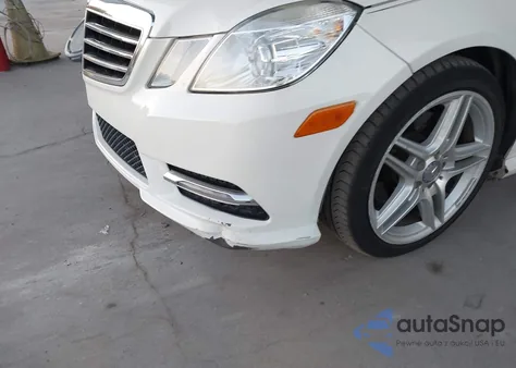 2012 Mercedes-Benz E 350 z USA, uszkodzony, nr VIN WDDHF5KB6CA571834